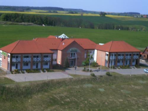 Greenline Hotel Hellfeld Нойбранденбург Екстер'єр фото