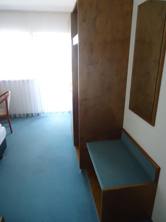 Greenline Hotel Hellfeld Нойбранденбург Номер фото